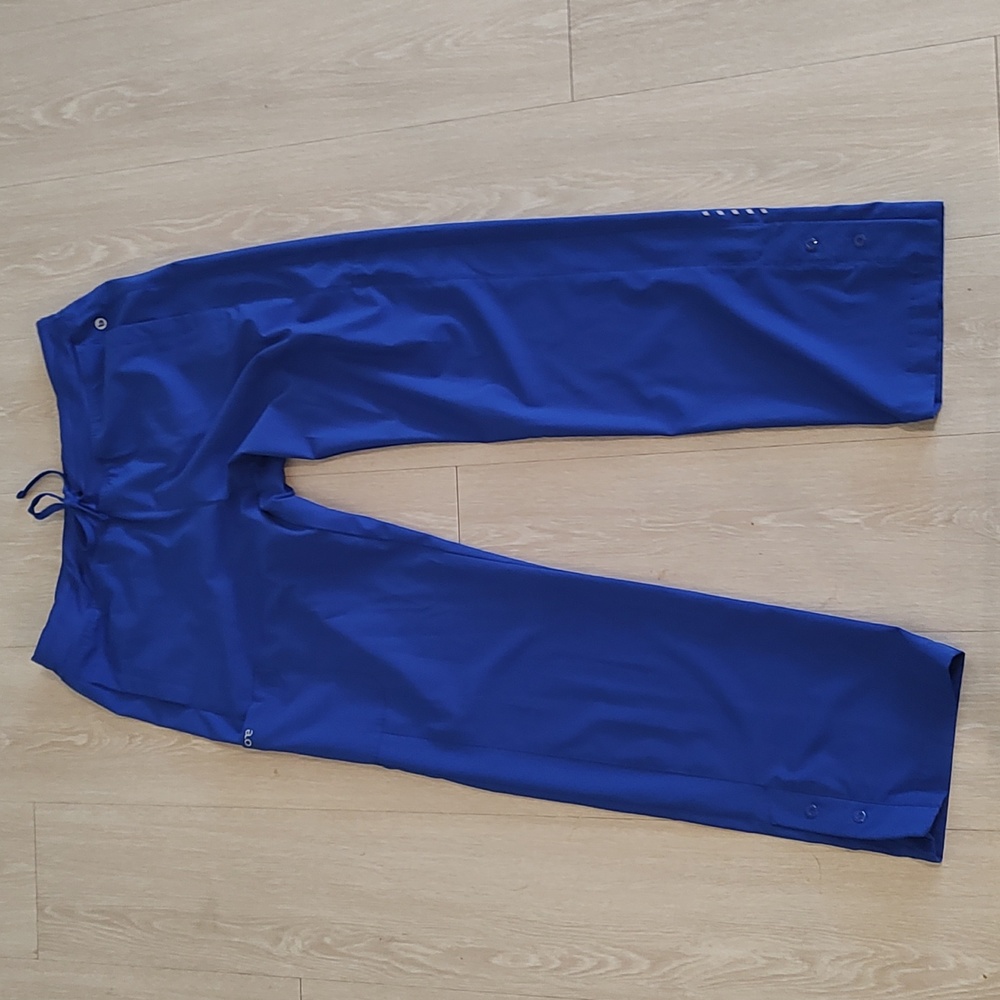 Barco One 4 Pocket Track scrubs in indigo